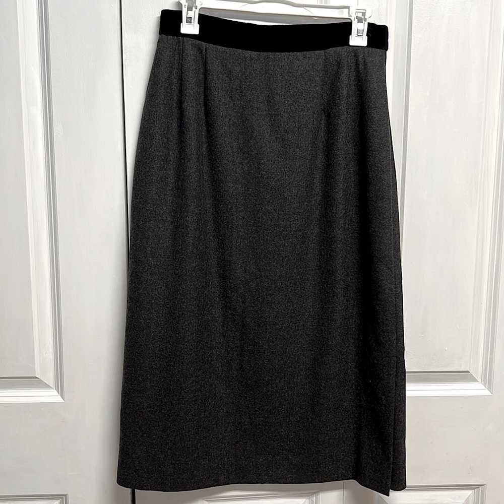 Vintage Louis Feraud Designer Dark Gray Black Velvet Band High Waist Skirt 12